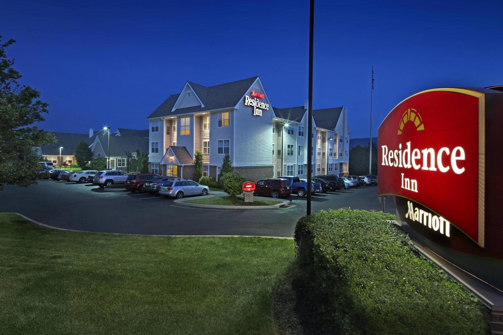 Residence Inn Southington Exterior photo